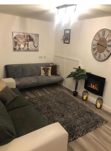 Lovely Ground Floor Apartment With Easy Parking. Белфаст Екстериор снимка